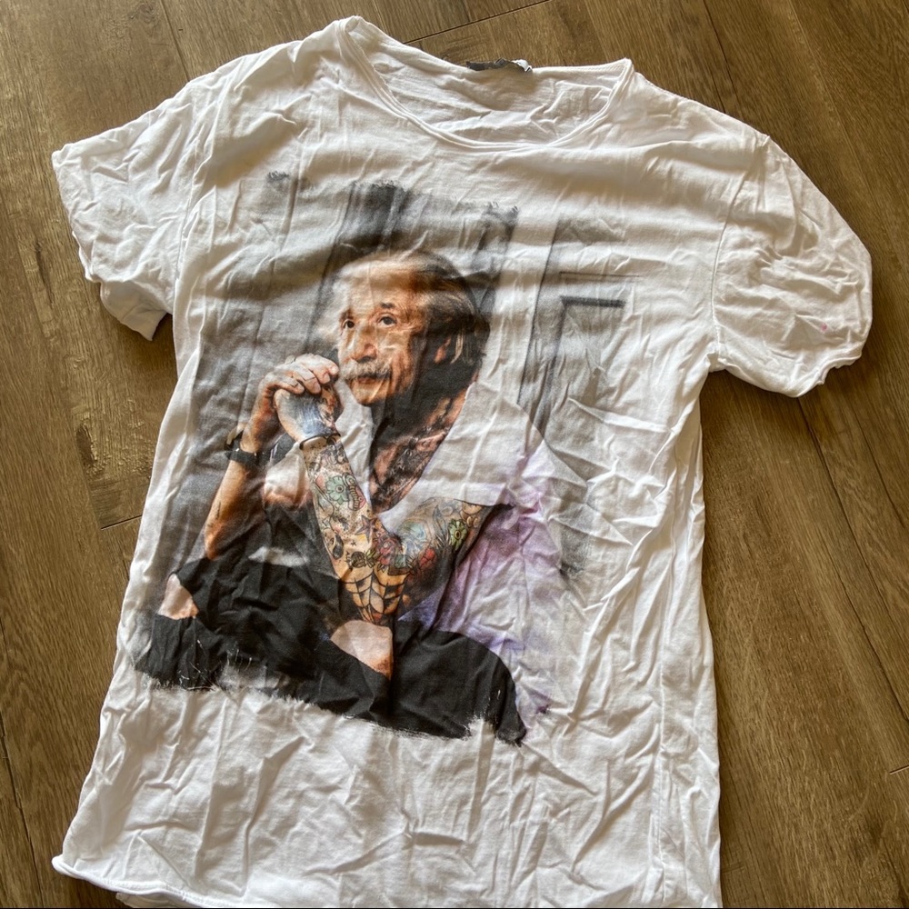 Albert Einstein Graphic Short Sleeve Tee